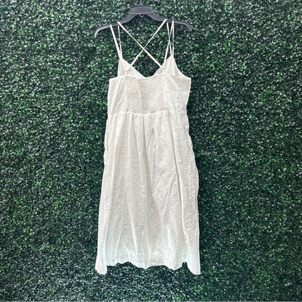 A New Day Floral Cut Out White Midi Dress - Picture 4 of 4